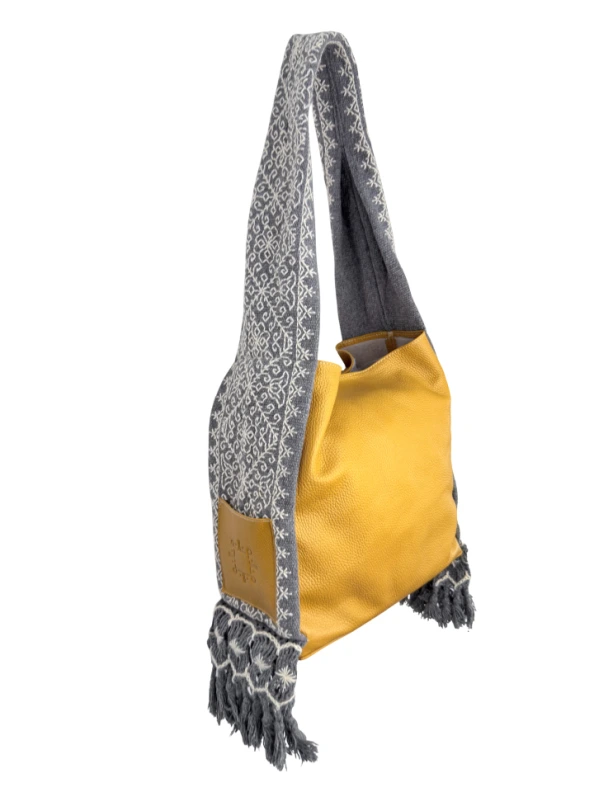 Bolsa Tote Patrona de Piel – MOSTAZA + CRUDO - Image 2