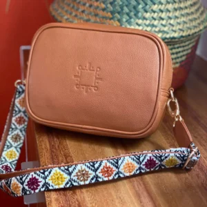 Bolso Bandolera Ramona de Piel – CAMEL + CRUDO