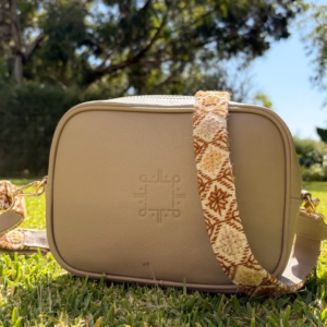 Bolso Bandolera Ramona de Piel – TAUPE + CRUDO