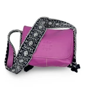 Bolso Crossbody Simona de Piel – BUGAMBILIA + AZUL MARINO