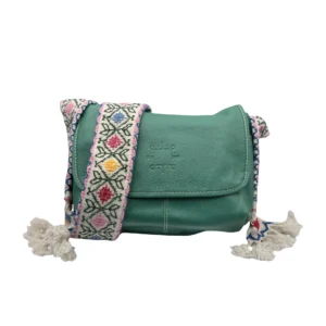 Bolso Crossbody Simona de Piel – VERDE ESMERALDA + CRUDO