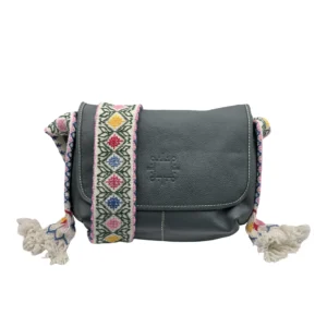Bolso Crossbody Simona de Piel – VERDE OLIVO + CRUDO