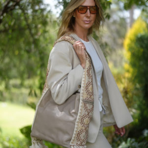 Bolsa Tote Patrona de Piel – TAUPE + DORADA Y CAFE